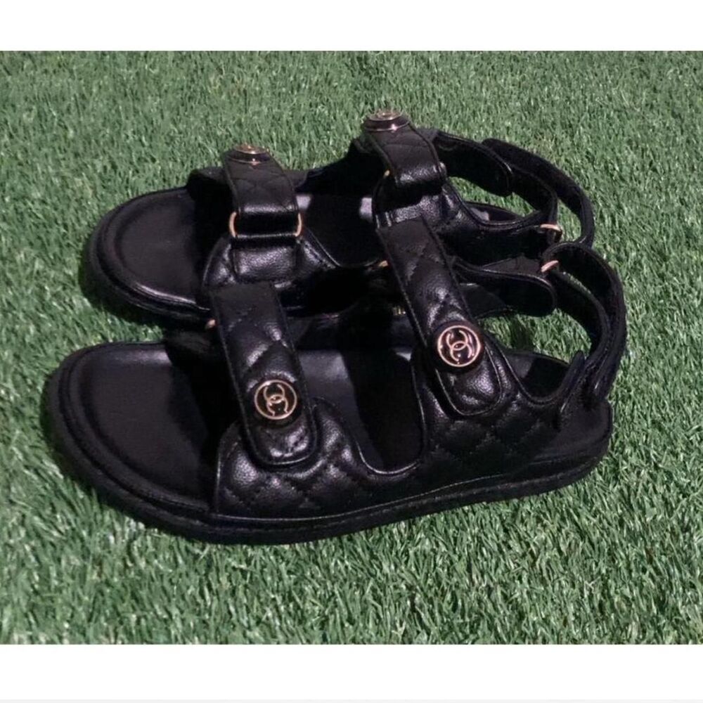 CHANEL quilted leather black dad sandal, Size EU 40